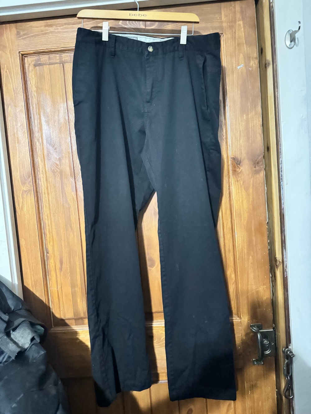 VOLCOM Men’s Black Chino’s Size 36x32
